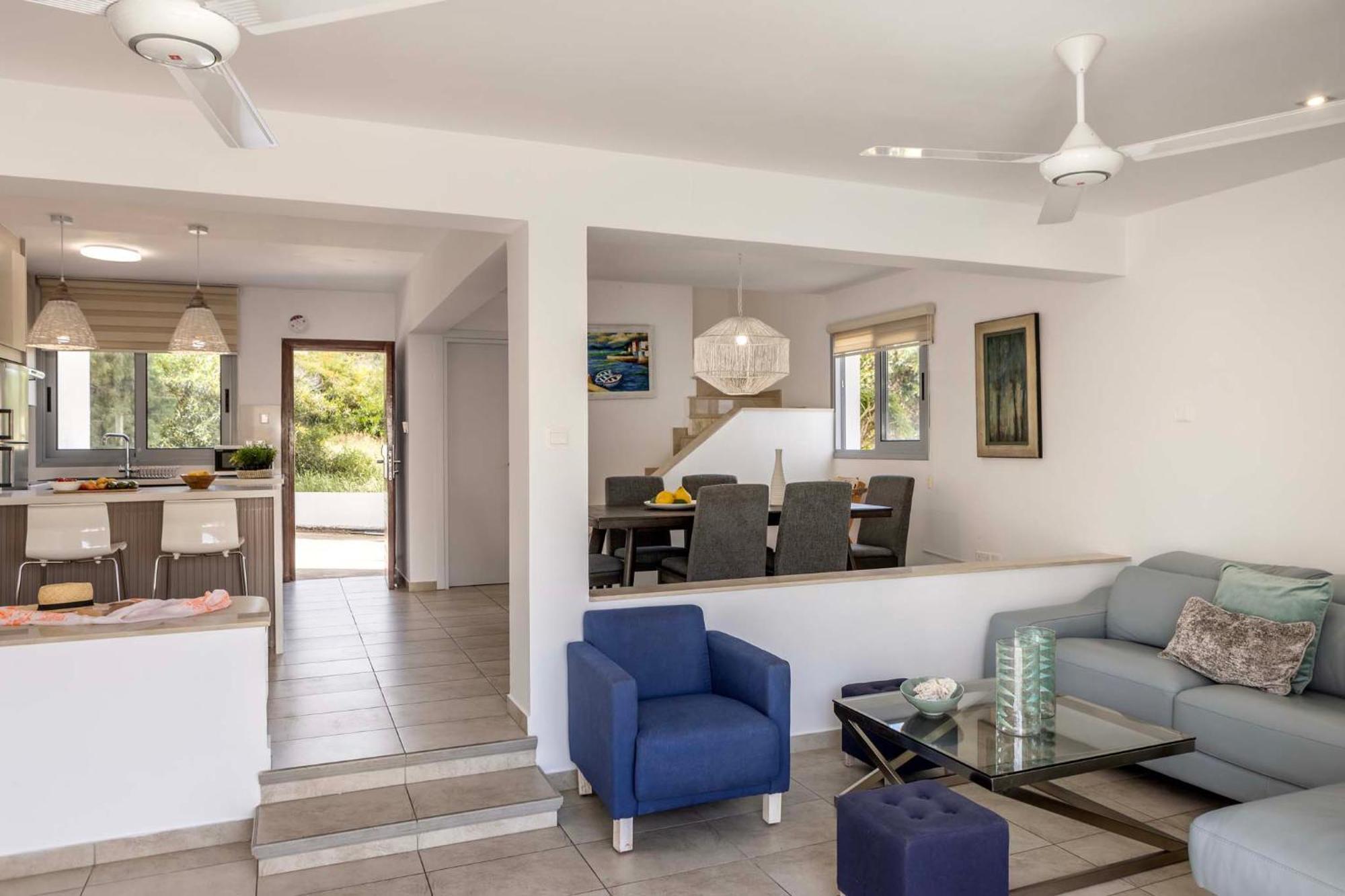 Azure Luxury Pool Villa โปรทาราส ภายนอก รูปภาพ